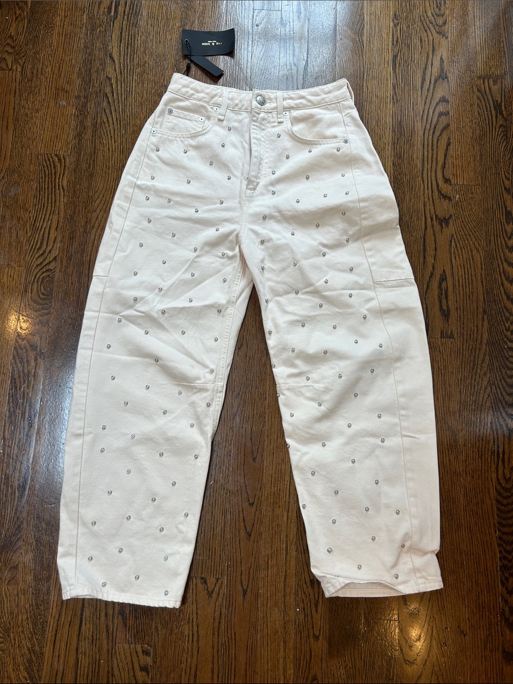 Embroidered Cream Barrel fit Women’s Jeans